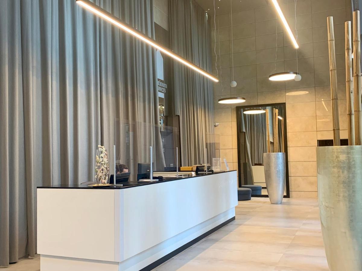 Platinum Tower Green Star Apart Apartment Varşovia Exterior foto