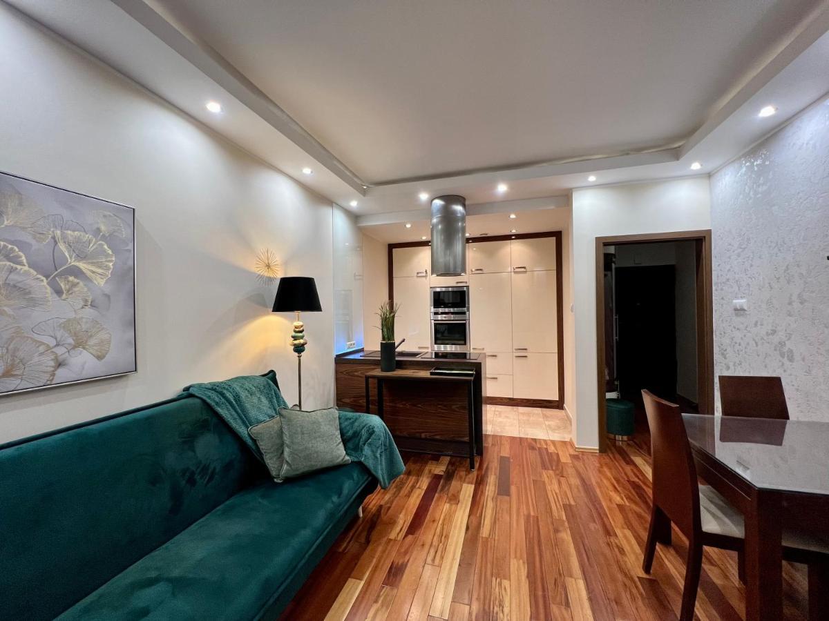 Platinum Tower Green Star Apart Apartment Varşovia Exterior foto