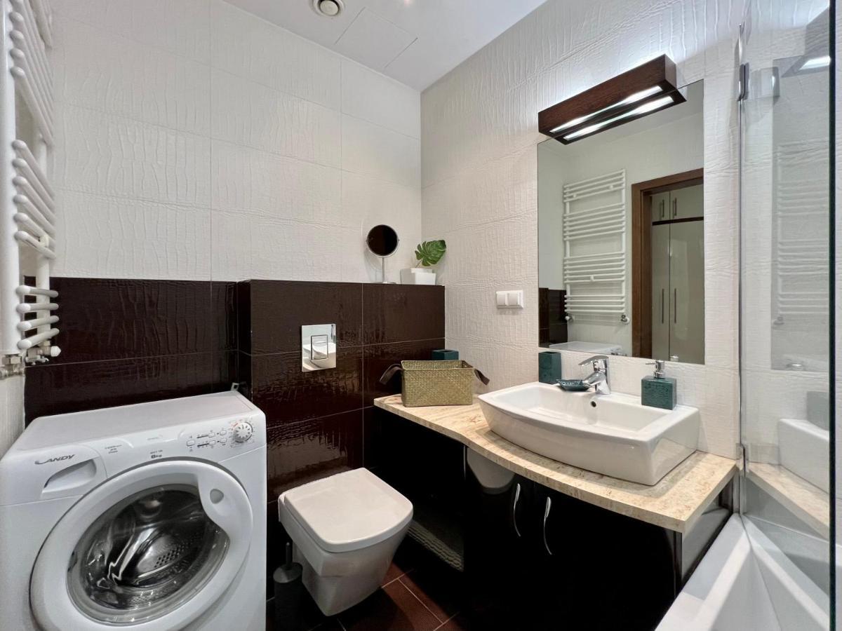 Platinum Tower Green Star Apart Apartment Varşovia Exterior foto