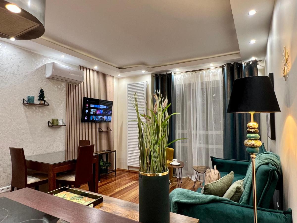 Platinum Tower Green Star Apart Apartment Varşovia Exterior foto