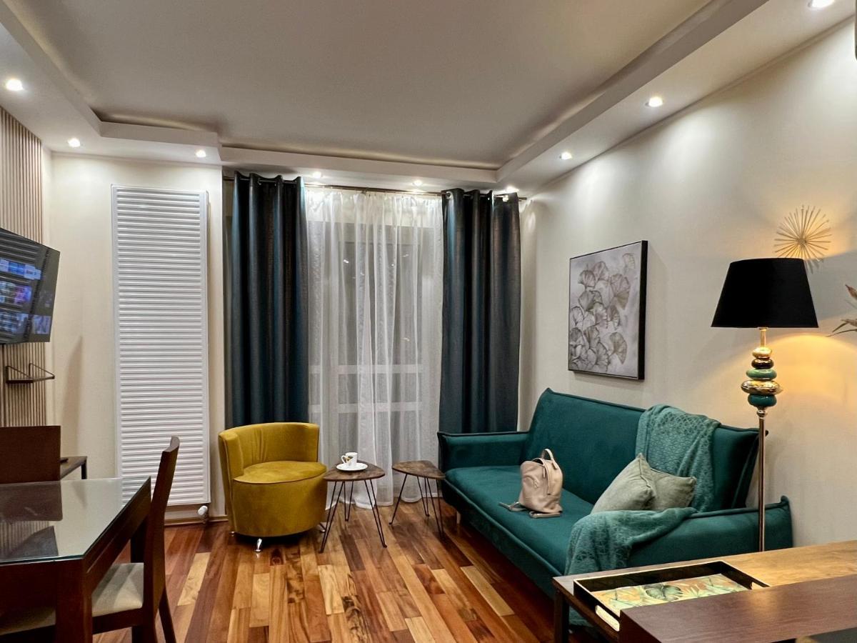 Platinum Tower Green Star Apart Apartment Varşovia Exterior foto