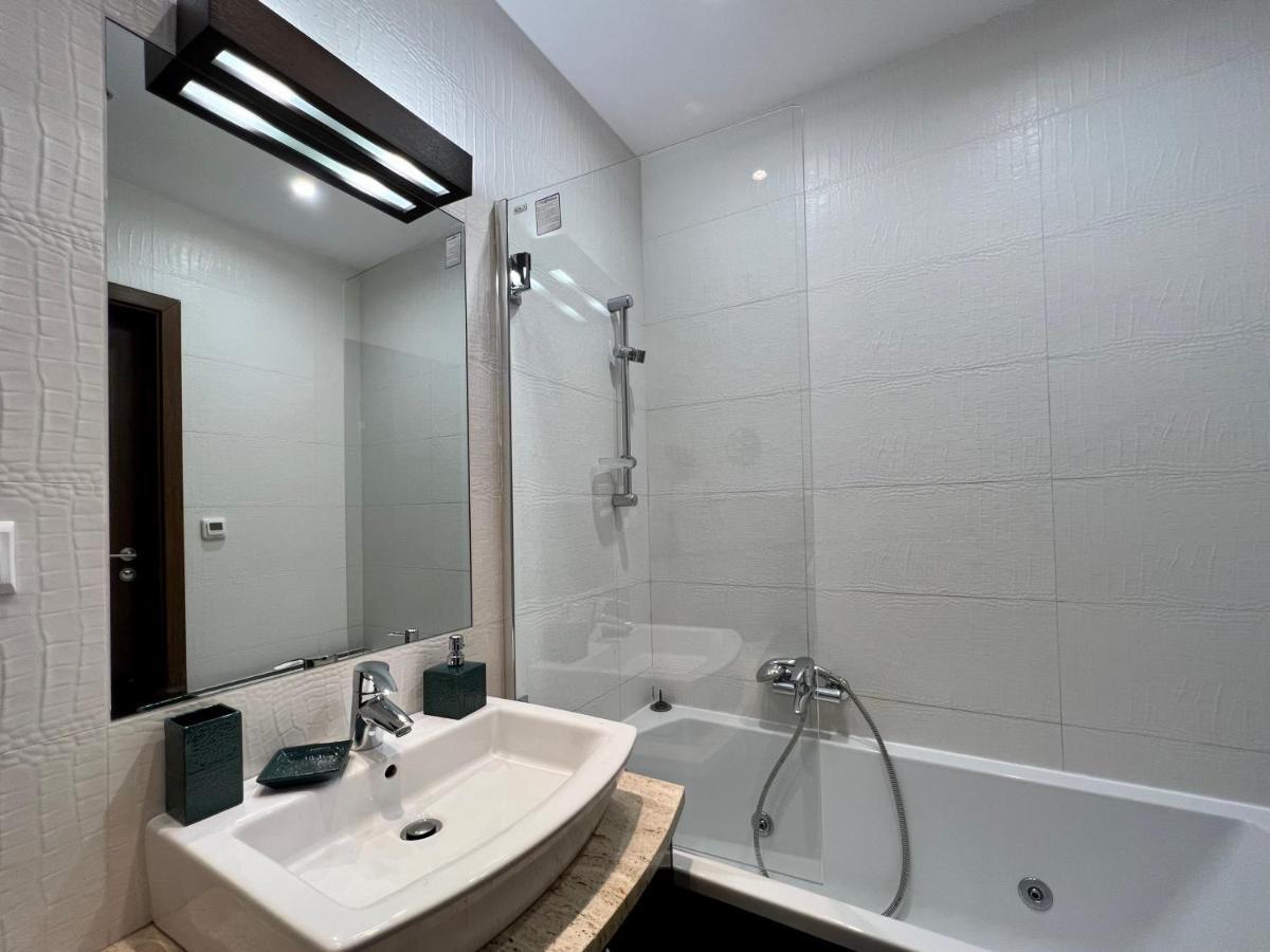 Platinum Tower Green Star Apart Apartment Varşovia Exterior foto