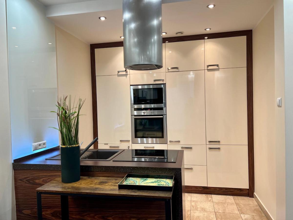 Platinum Tower Green Star Apart Apartment Varşovia Exterior foto